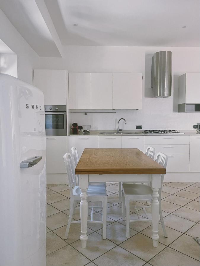 Casa Lobe - Charming Apartment In Village Centre La Morra Ngoại thất bức ảnh