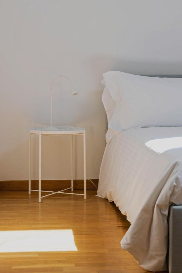 Casa Lobe - Charming Apartment In Village Centre La Morra Ngoại thất bức ảnh