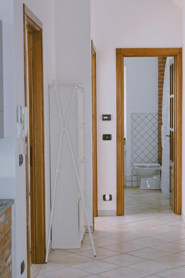 Casa Lobe - Charming Apartment In Village Centre La Morra Ngoại thất bức ảnh